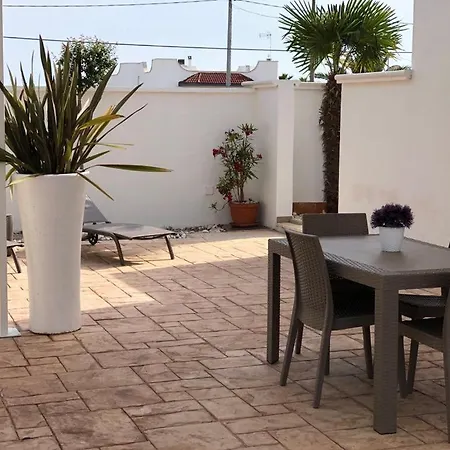 Holidays Appartamento Torre Lapillo
